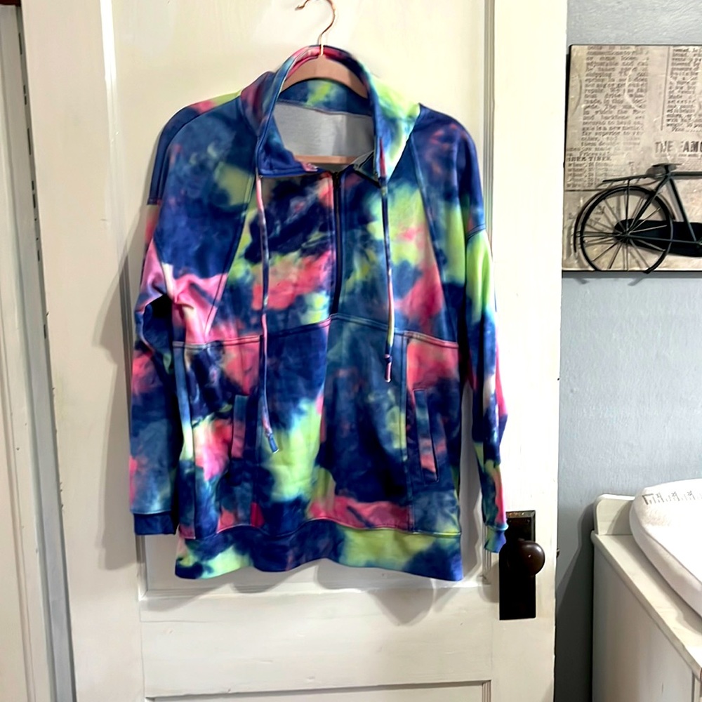 Super Cute Tie Dyed Like New Pull Over Jacket